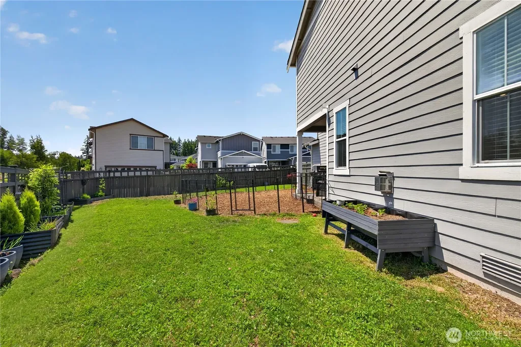 32831 Ten Trails Parkway SE Black Diamond WA 98010