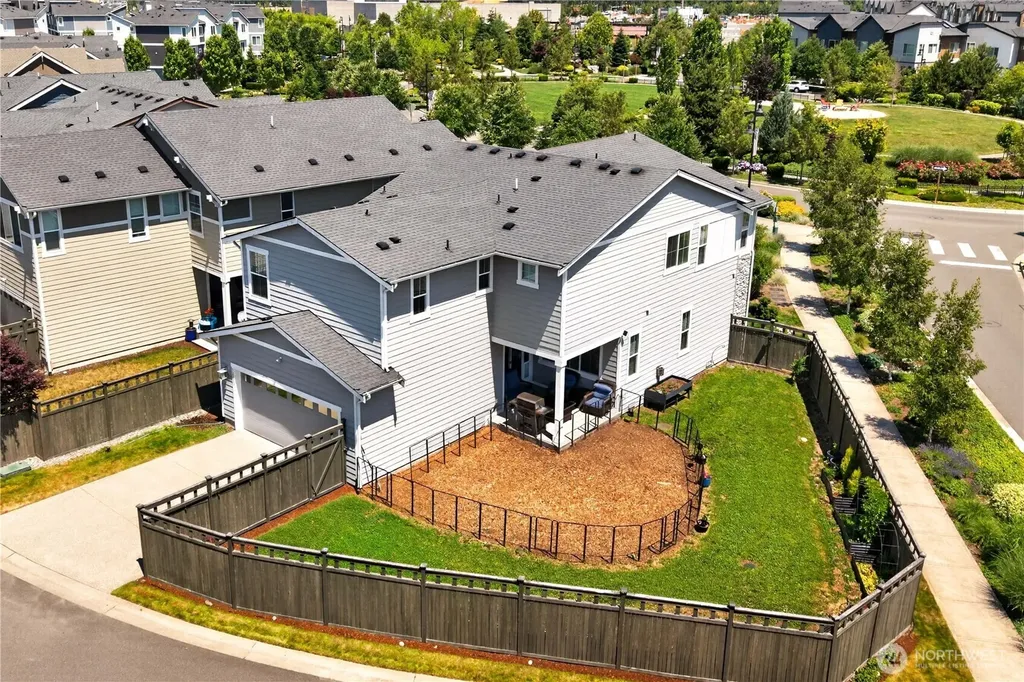 32831 Ten Trails Parkway SE Black Diamond WA 98010