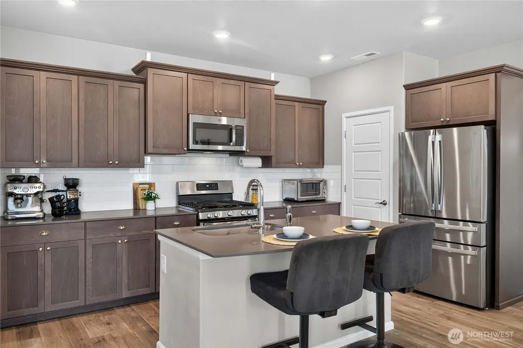 32831 Ten Trails Parkway SE Black Diamond WA 98010