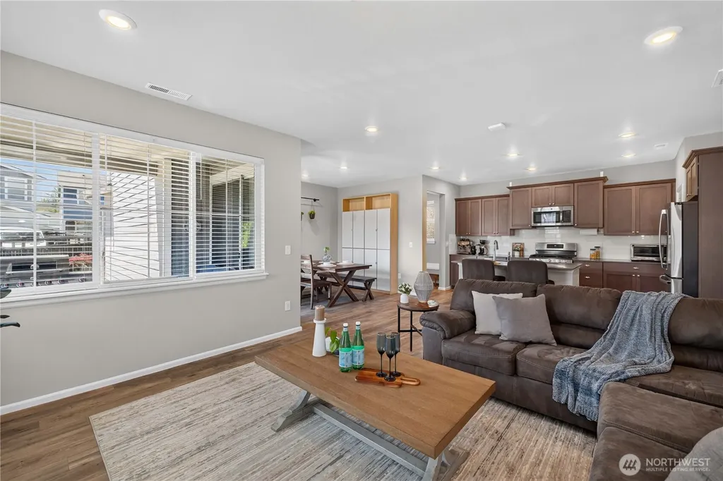32831 Ten Trails Parkway SE Black Diamond WA 98010