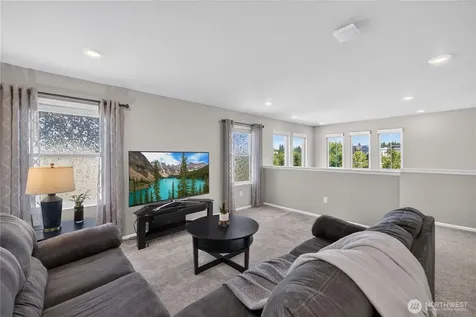 32831 Ten Trails Parkway SE Black Diamond WA 98010
