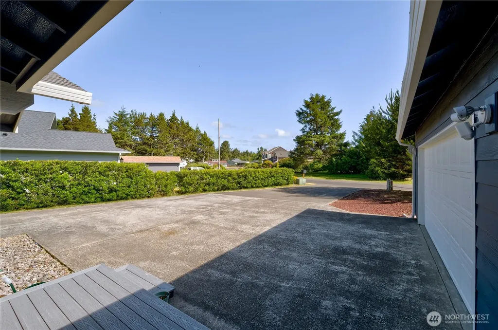 1405 314th Place Ocean Park WA 98640