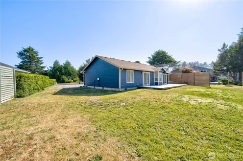 1405 314th Place Ocean Park WA 98640