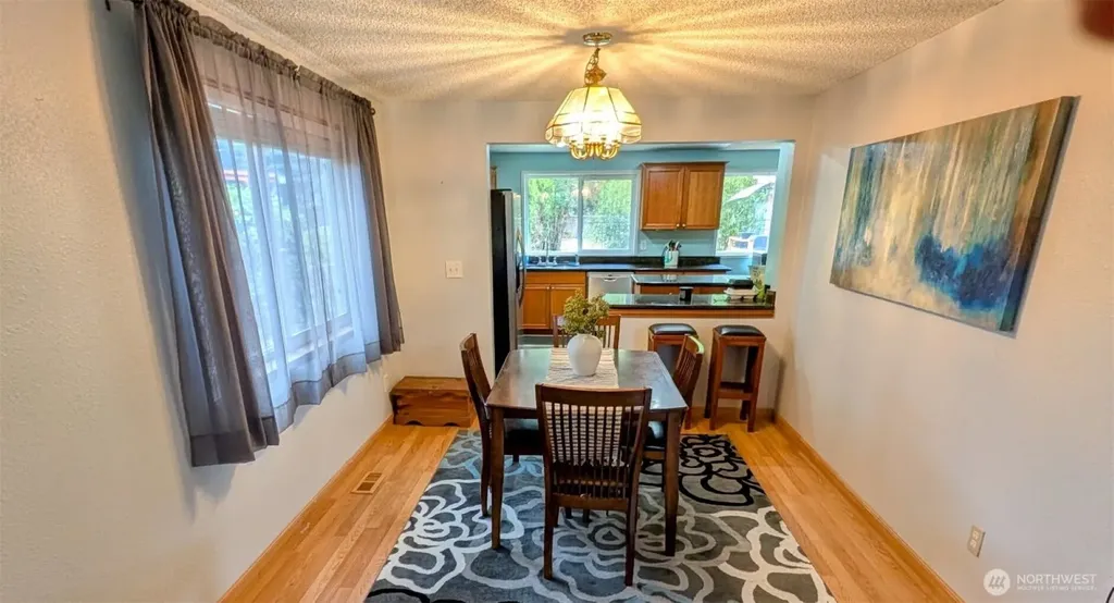 14611 Meadows Court E Tacoma WA 98445