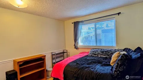 14611 Meadows Court E Tacoma WA 98445