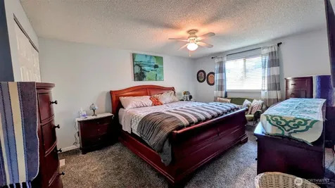 14611 Meadows Court E Tacoma WA 98445