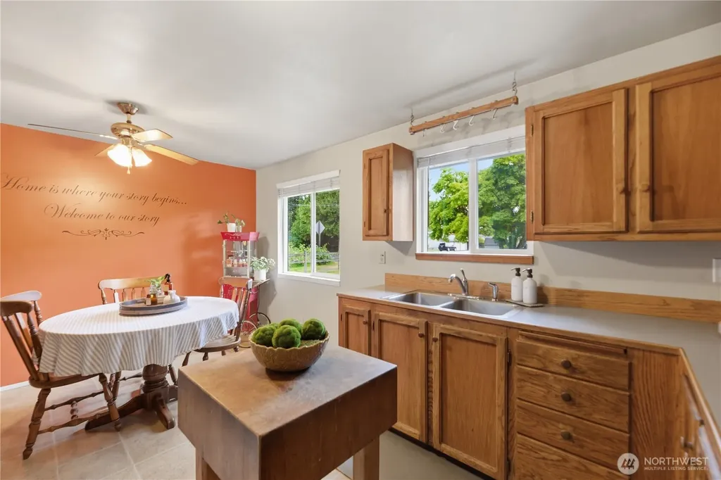 12264 156th Avenue SE Renton WA 98059