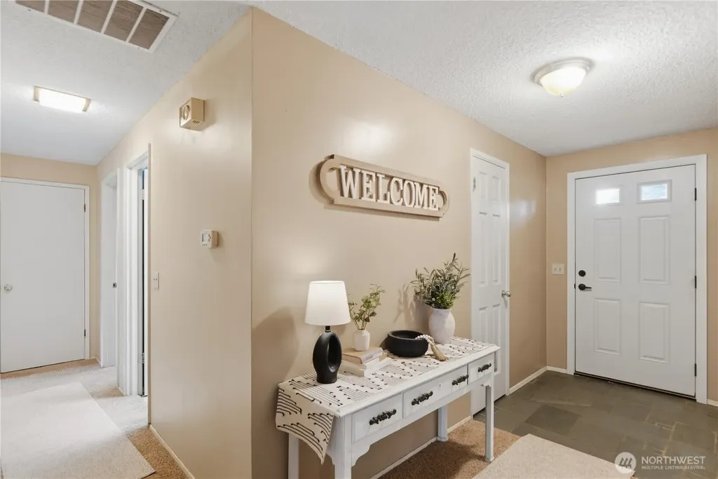 12264 156th Avenue SE Renton WA 98059