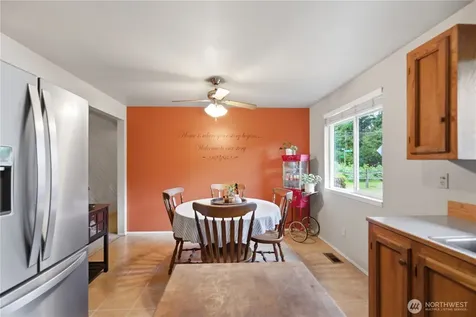 12264 156th Avenue SE Renton WA 98059