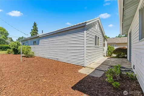1321 9th Street Wenatchee WA 98801