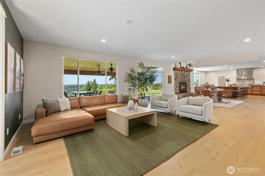 3504 161st Avenue NE Snohomish WA 98290
