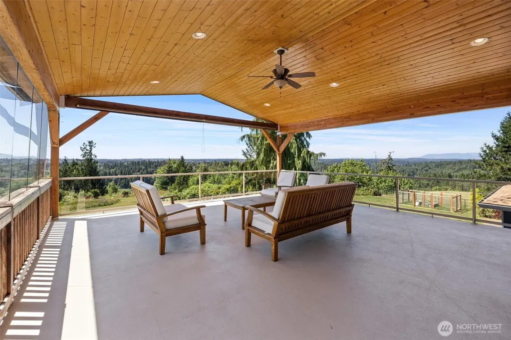 3504 161st Avenue NE Snohomish WA 98290