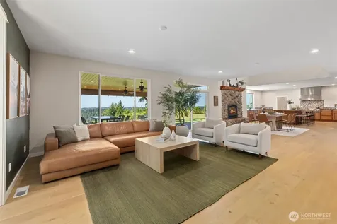 3504 161st Avenue NE Snohomish WA 98290
