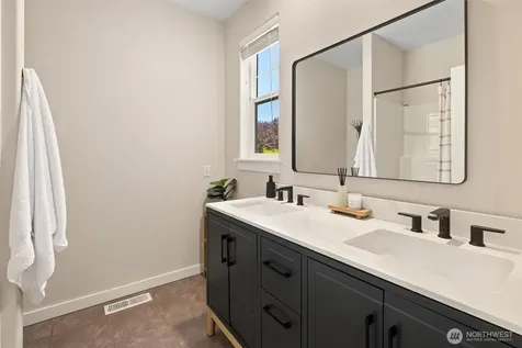 3504 161st Avenue NE Snohomish WA 98290