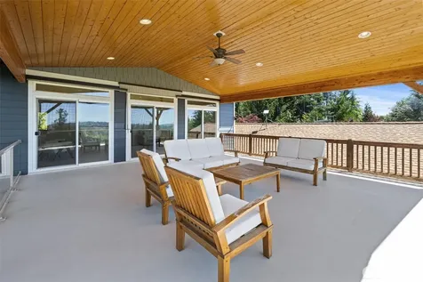 3504 161st Avenue NE Snohomish WA 98290