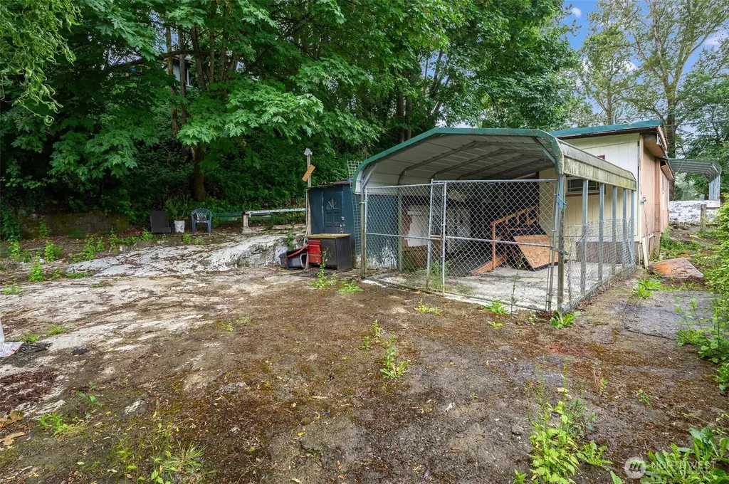 618 N 3rd Avenue Kelso WA 98626