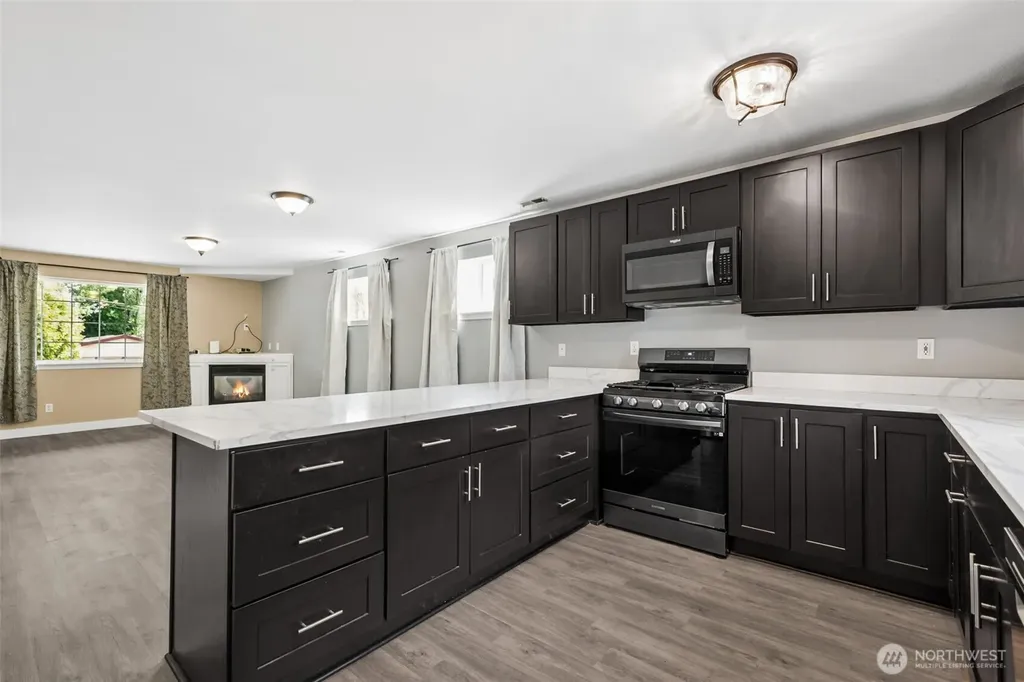 1011 Pennsylvania Avenue Bremerton WA 98337