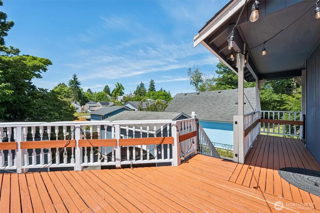 1011 Pennsylvania Avenue Bremerton WA 98337