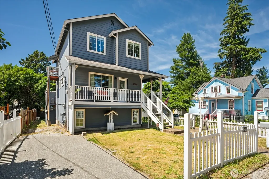 1011 Pennsylvania Avenue Bremerton WA 98337