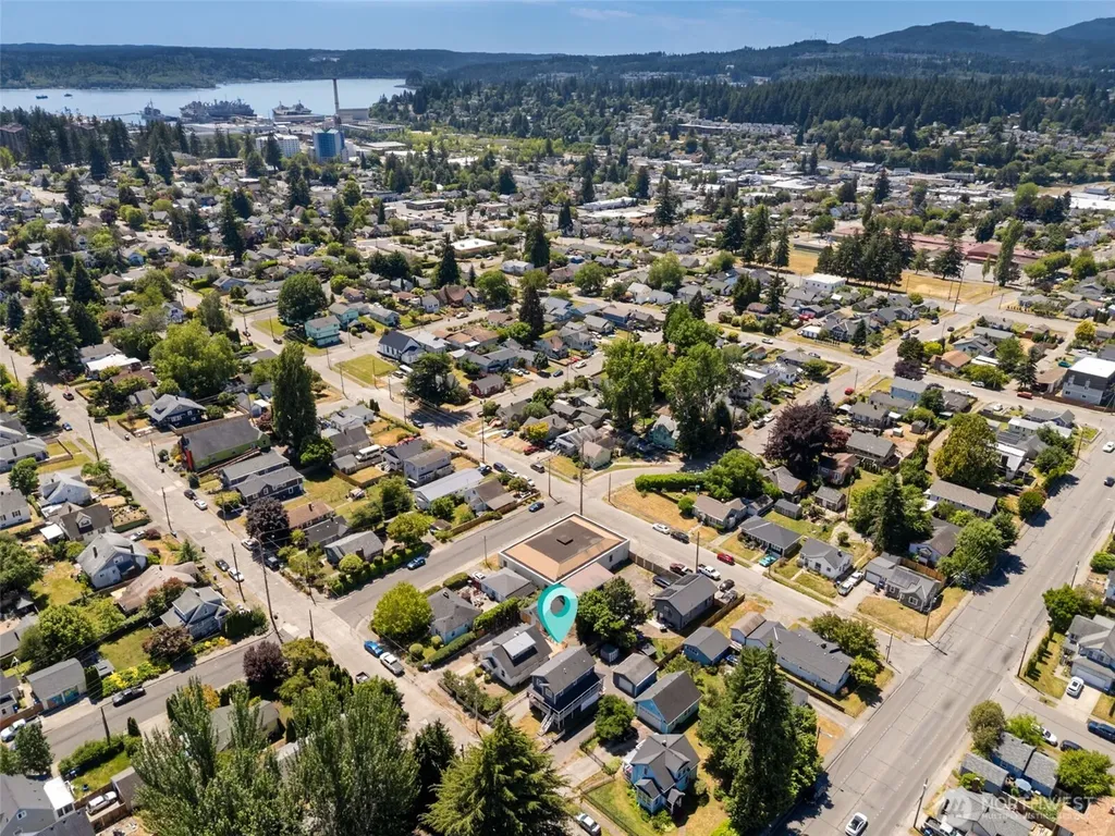 1011 Pennsylvania Avenue Bremerton WA 98337