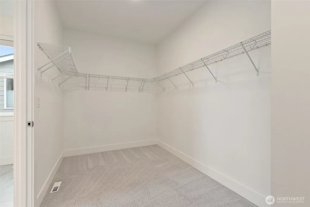23546 SE 271st Street Maple Valley WA 98038