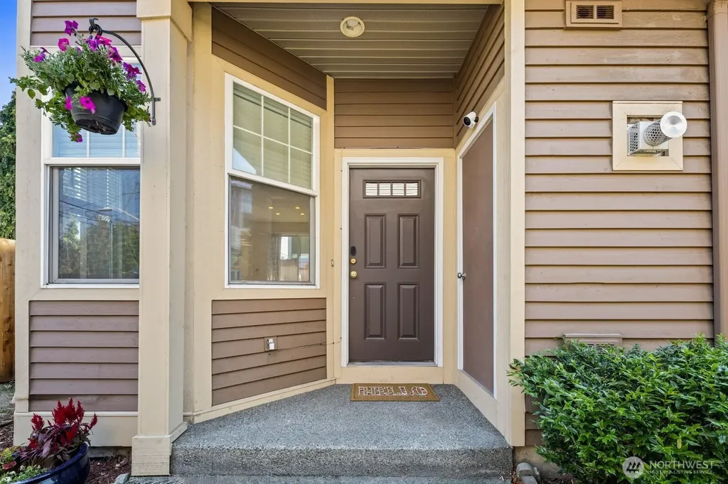 10543 Midvale Avenue N Seattle WA 98133
