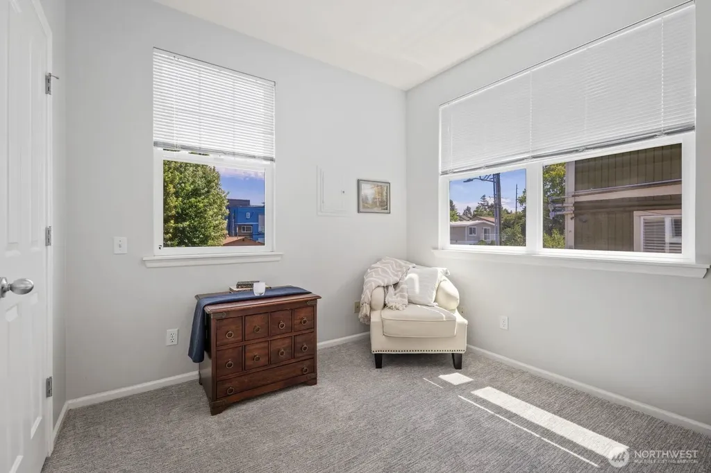 10543 Midvale Avenue N Seattle WA 98133