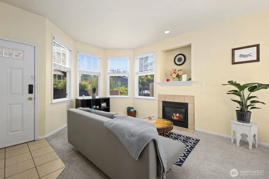 10543 Midvale Avenue N Seattle WA 98133