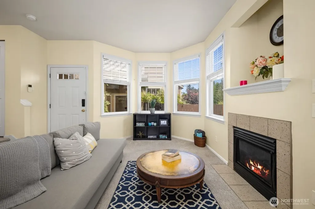 10543 Midvale Avenue N Seattle WA 98133