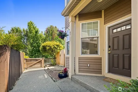 10543 Midvale Avenue N Seattle WA 98133