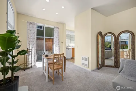 10543 Midvale Avenue N Seattle WA 98133