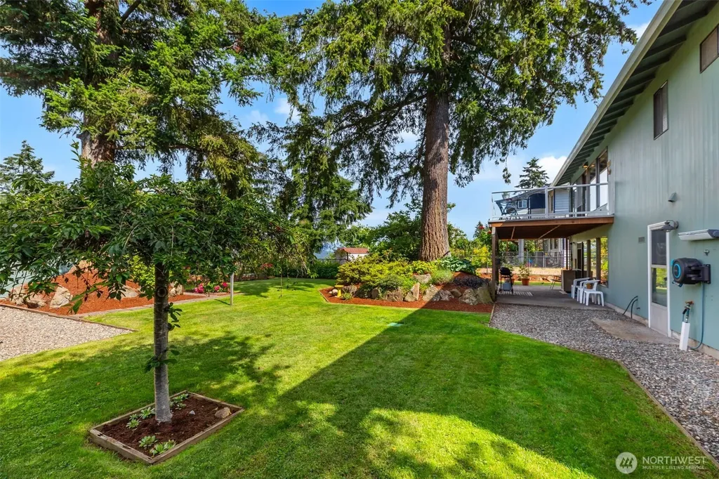 3315 Scenic Drive SE Auburn WA 98092
