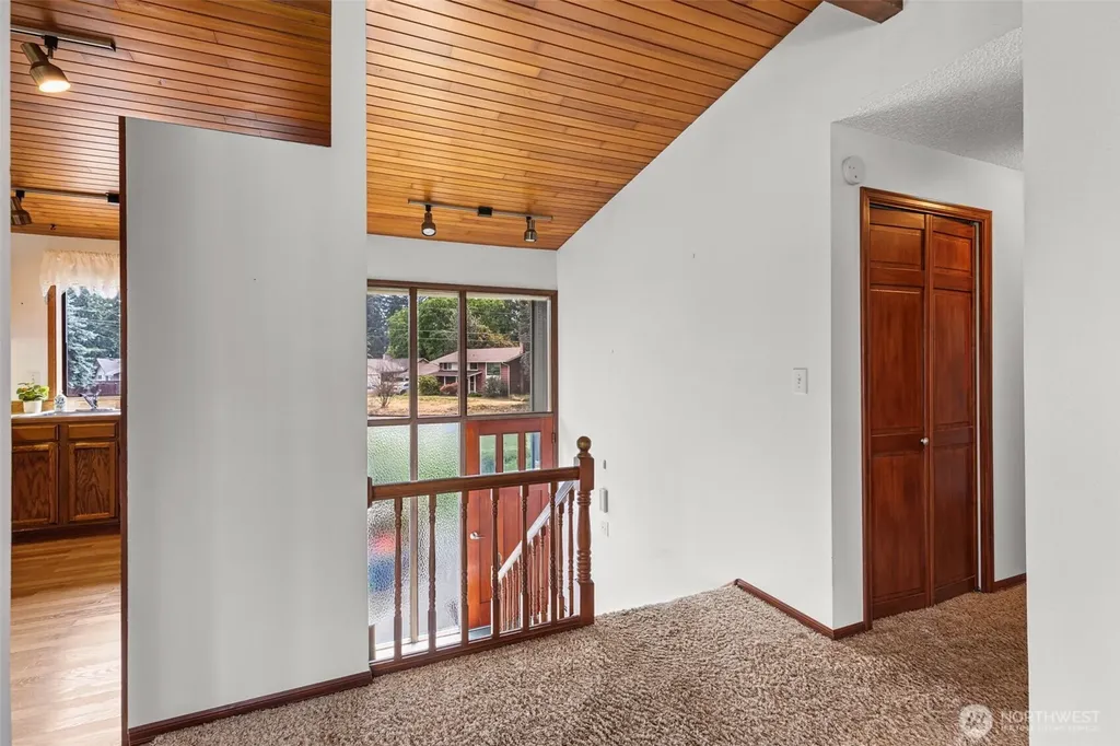 3315 Scenic Drive SE Auburn WA 98092