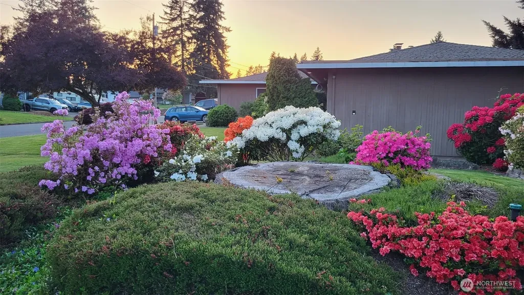 3315 Scenic Drive SE Auburn WA 98092