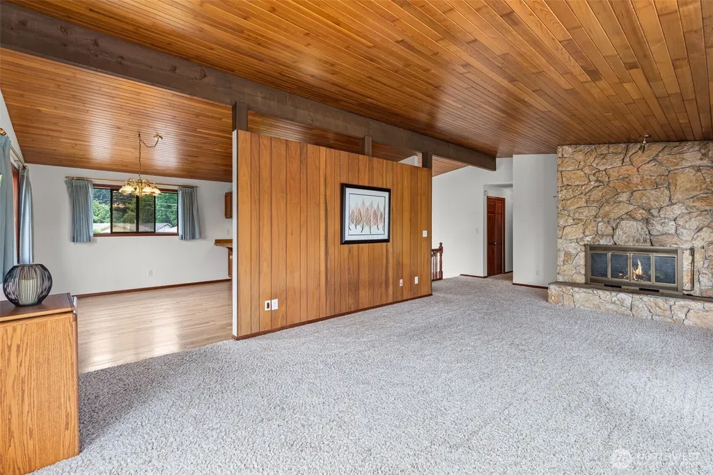 3315 Scenic Drive SE Auburn WA 98092