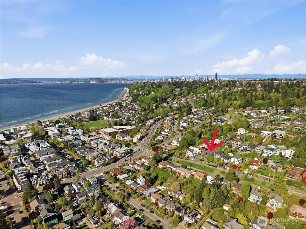 3310 59th Avenue SW Seattle WA 98116