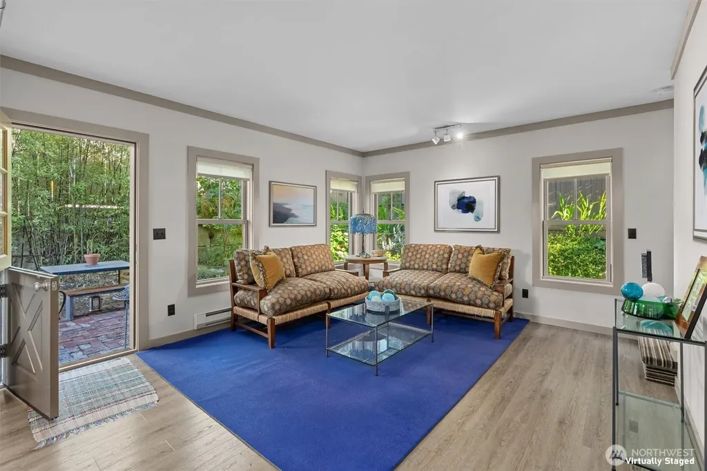 3310 59th Avenue SW Seattle WA 98116