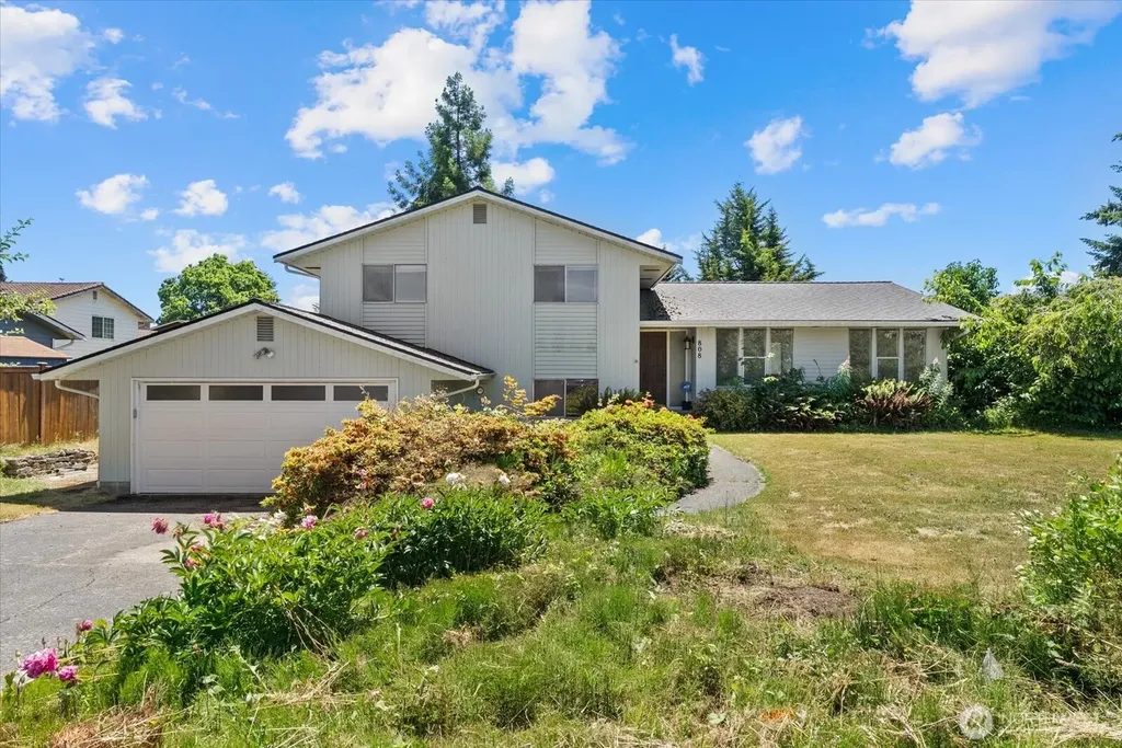 808 92nd Street SE Everett WA 98208