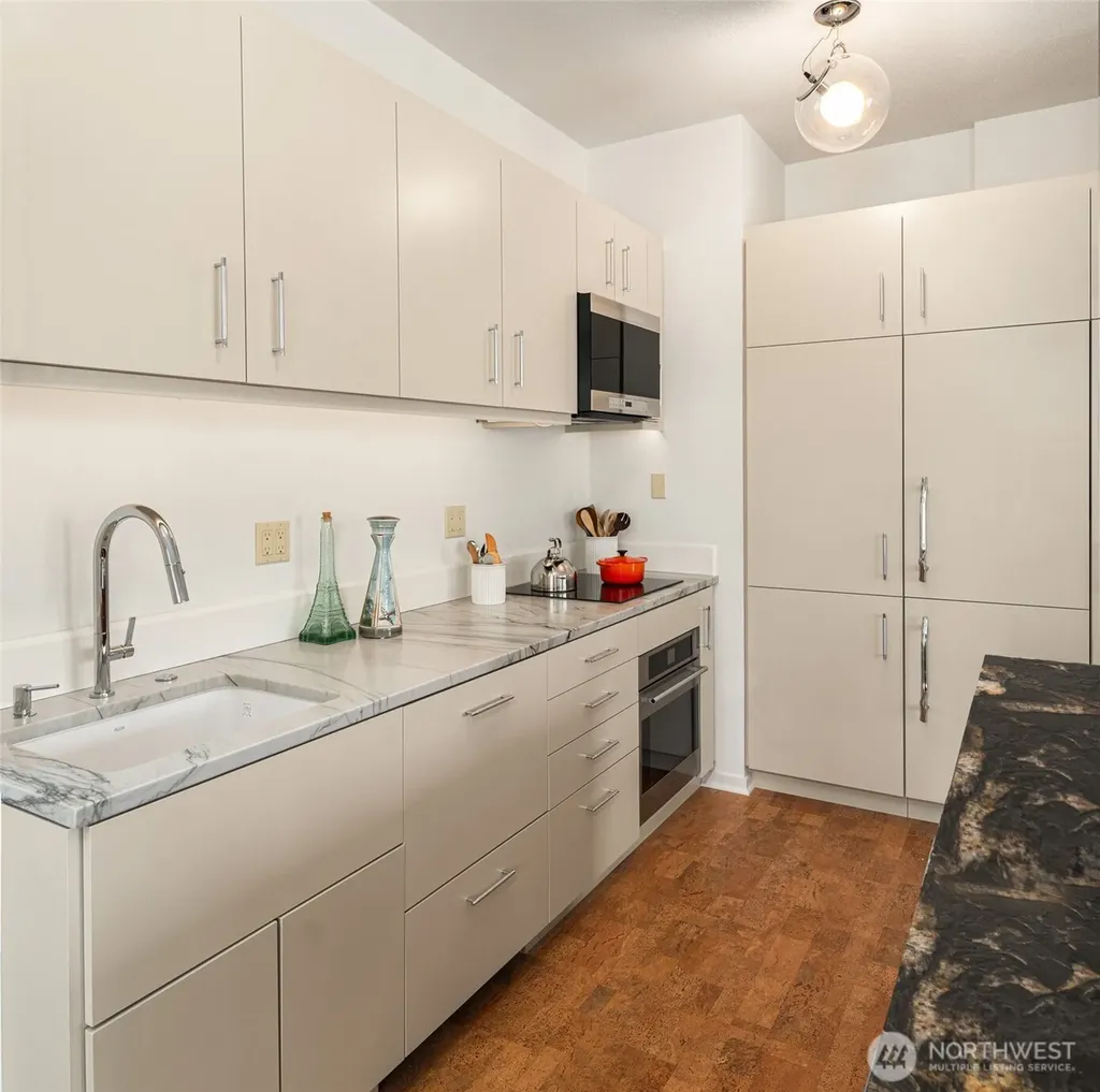 98 Union Street Seattle WA 98101