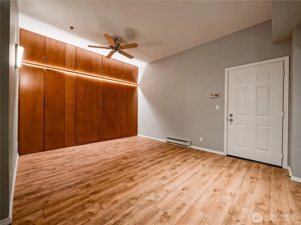 526 1st Avenue S Seattle WA 98104