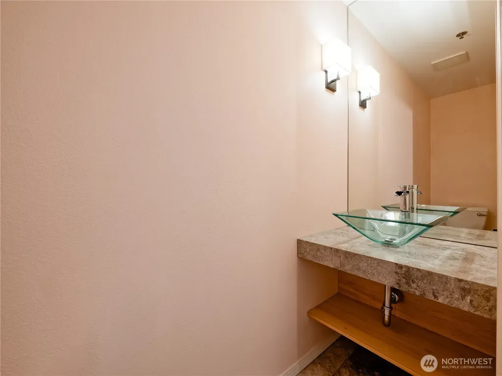 526 1st Avenue S Seattle WA 98104