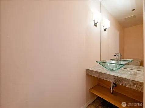 526 1st Avenue S Seattle WA 98104