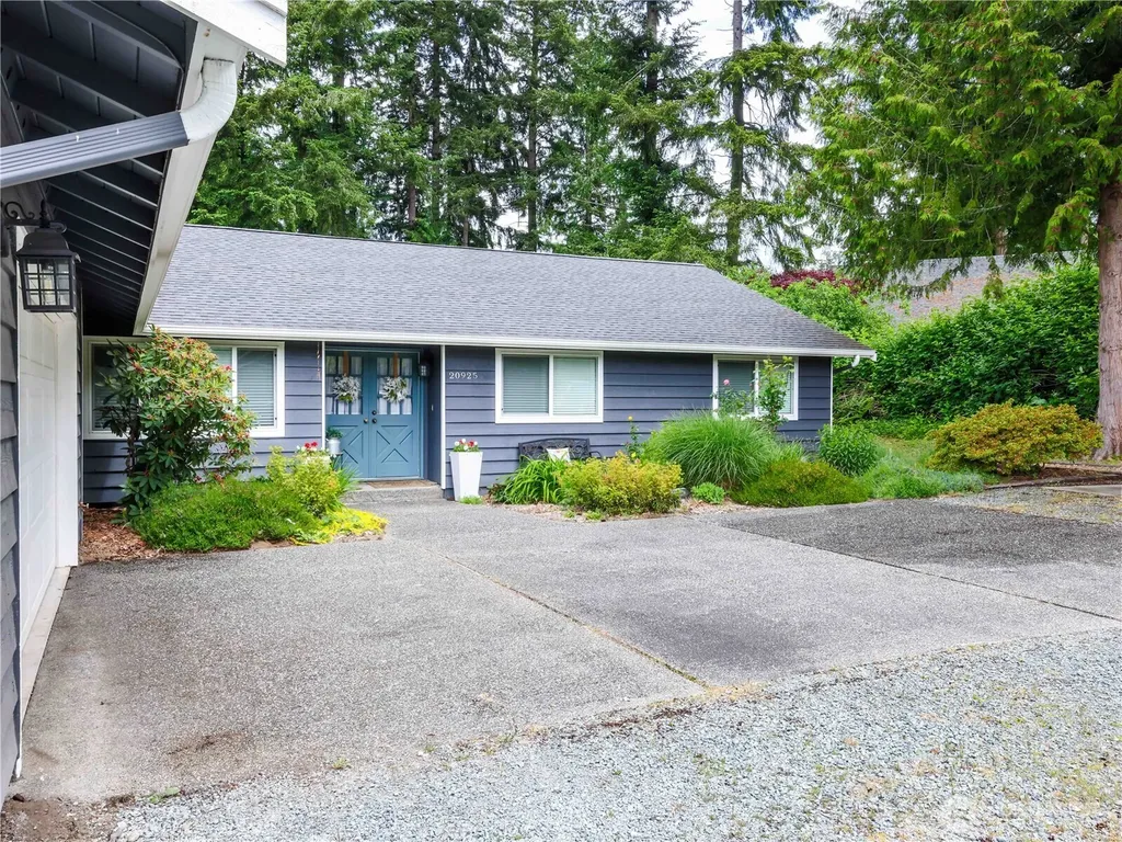 20925 Frank Waters Road Stanwood WA 98292