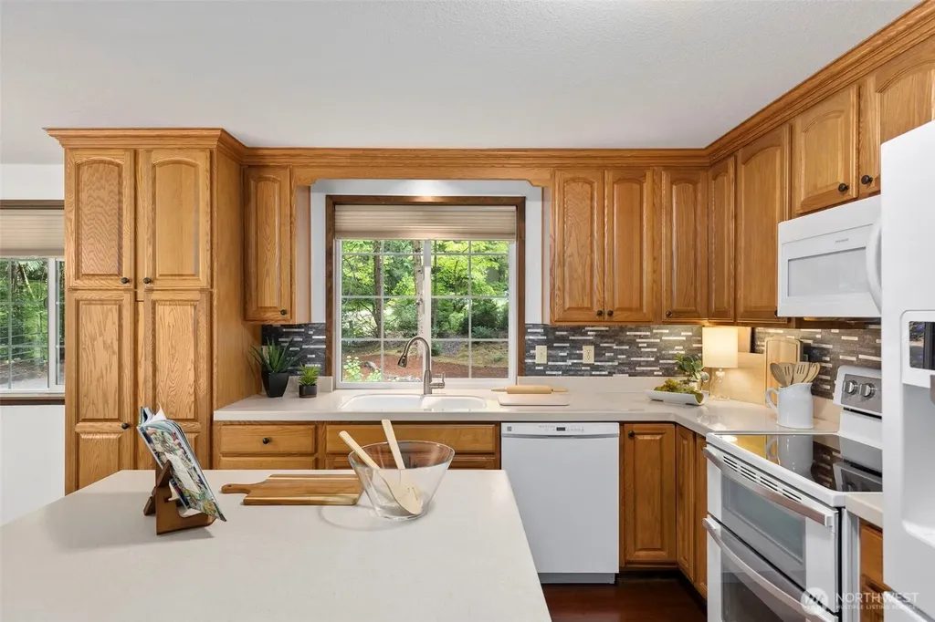 11146 Misty Woods Lane NW Bremerton WA 98312