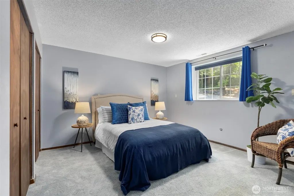 11146 Misty Woods Lane NW Bremerton WA 98312