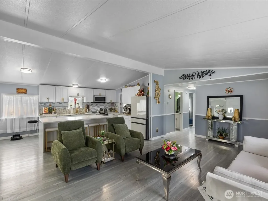 704 87th Ave NE Trlr Lake Stevens WA 98258