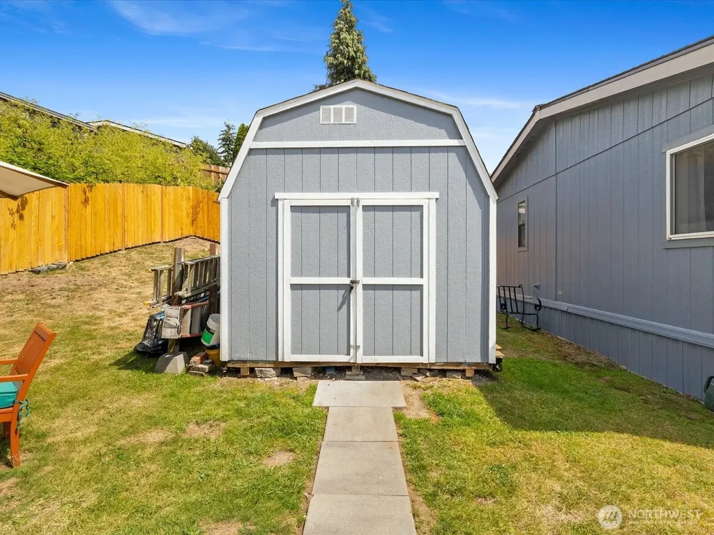 704 87th Ave NE Trlr Lake Stevens WA 98258
