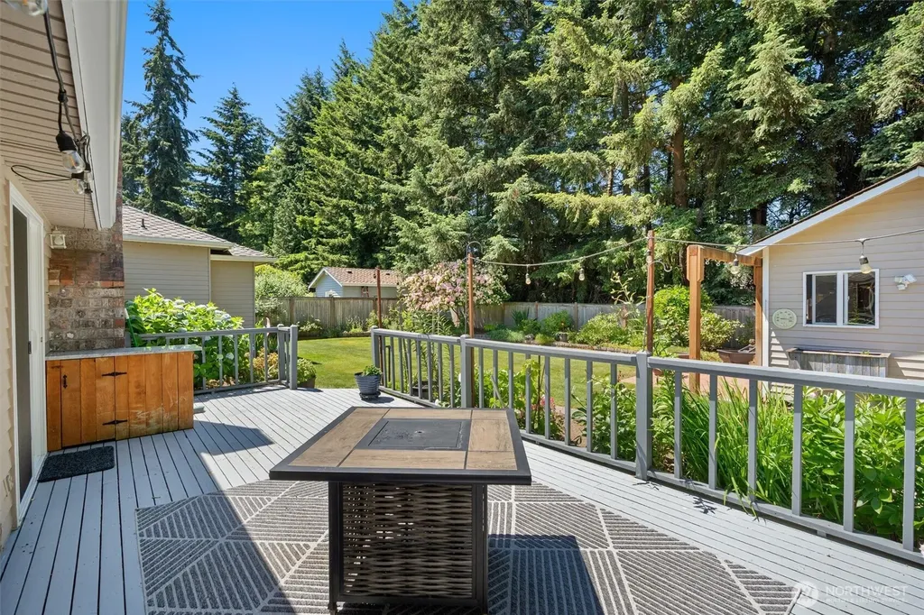 12420 43rd Drive SE Everett WA 98208