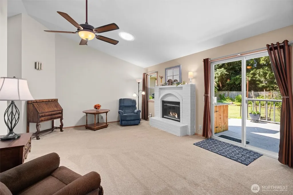 12420 43rd Drive SE Everett WA 98208