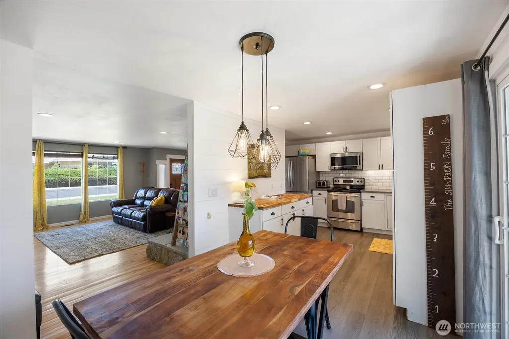 1503 S Lakeway Drive Moses Lake WA 98837